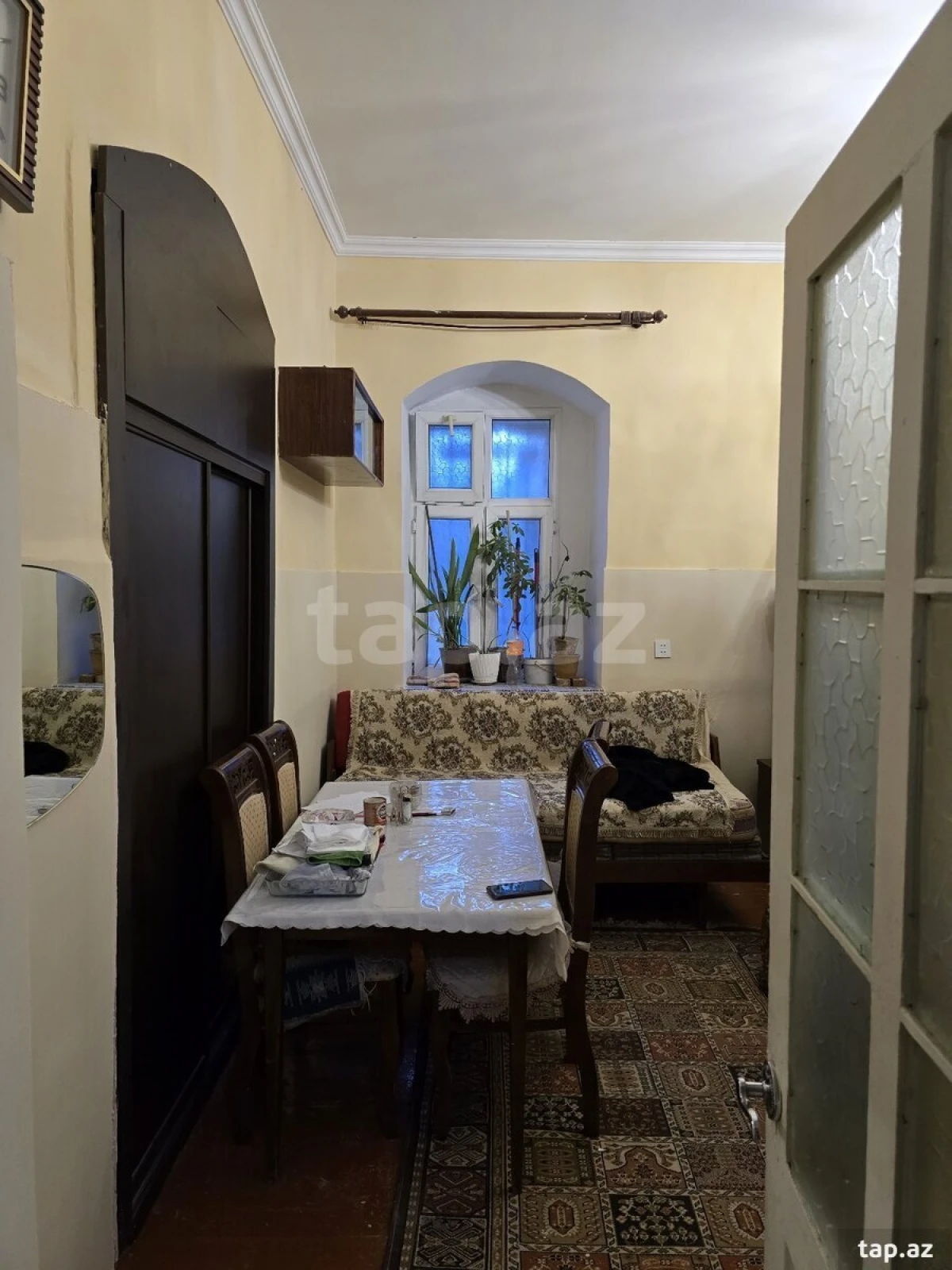 Kirayə verilir 1 otaqlı həyət evi