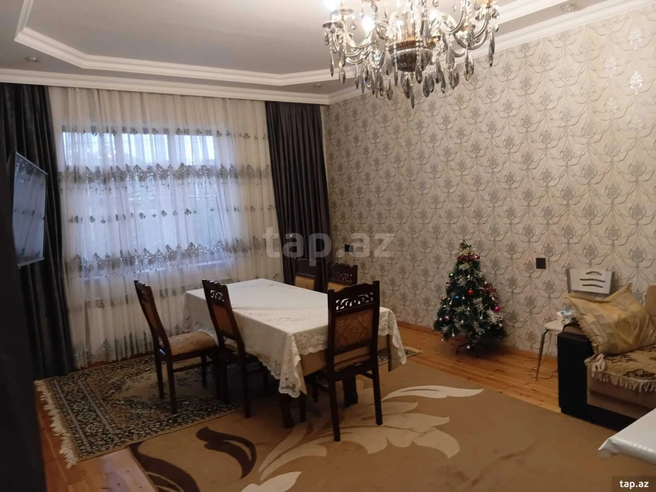 Satılır 5 otaqlı həyət evi