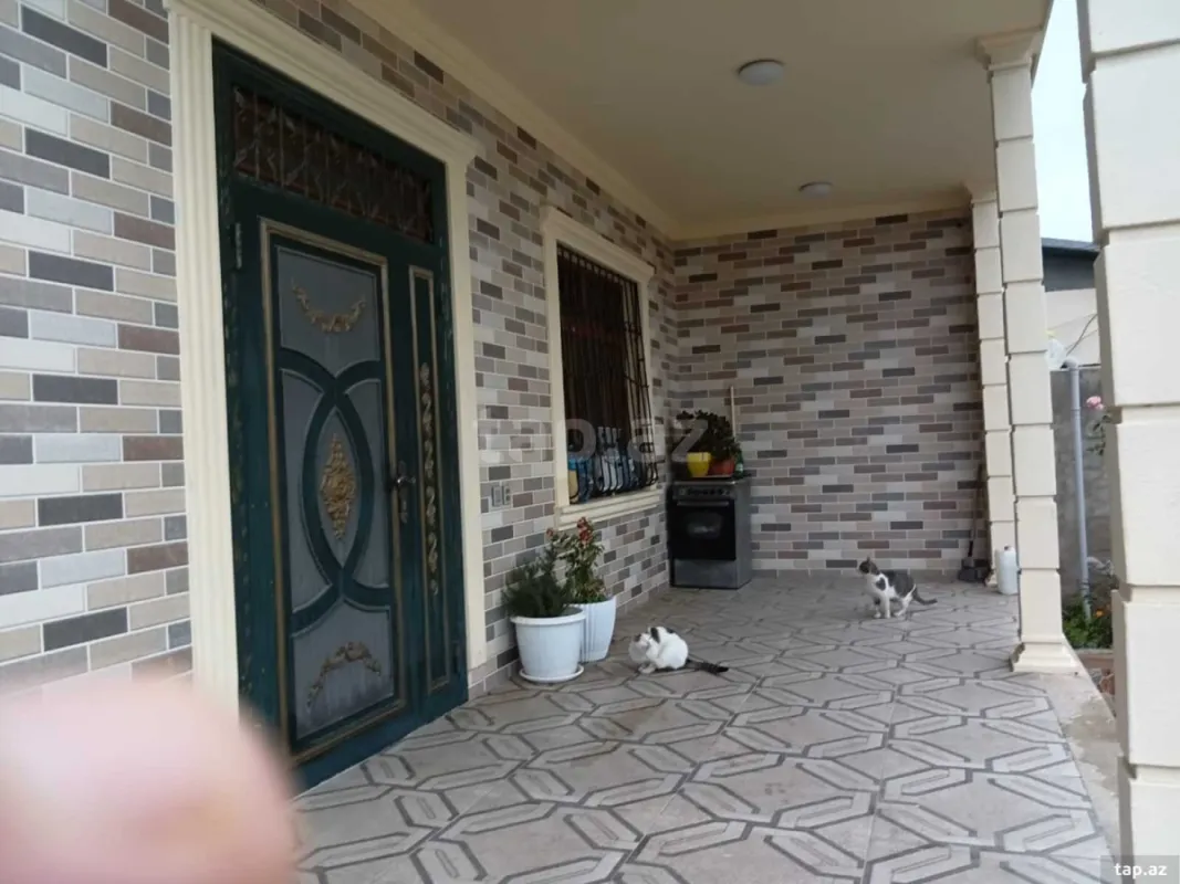 Satılır 5 otaqlı həyət evi