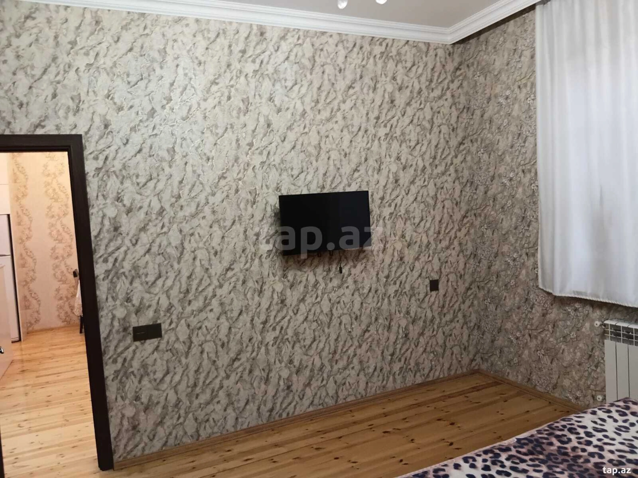 Satılır 5 otaqlı həyət evi