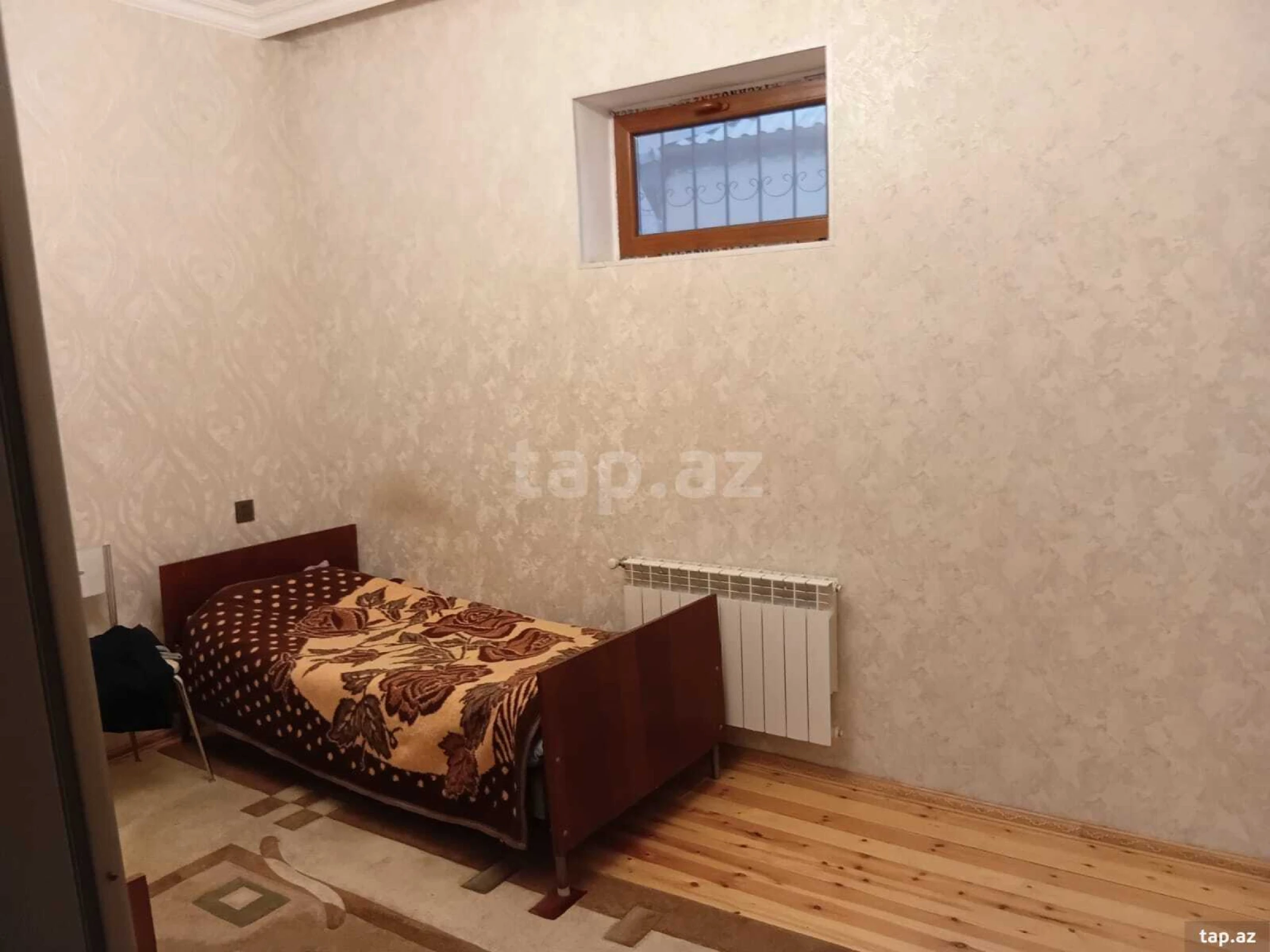 Satılır 5 otaqlı həyət evi