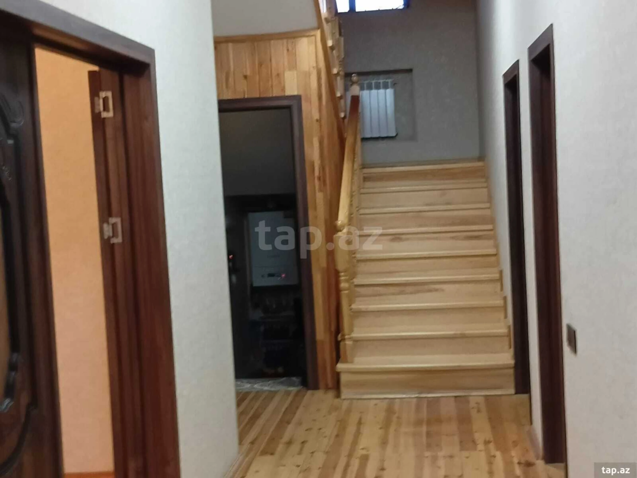 Satılır 5 otaqlı həyət evi