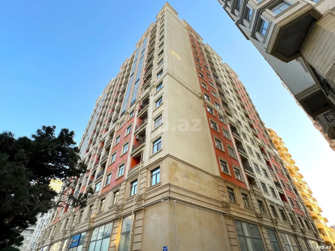 Kirayə verilir 3 otaqlı yeni tikili 110 m²