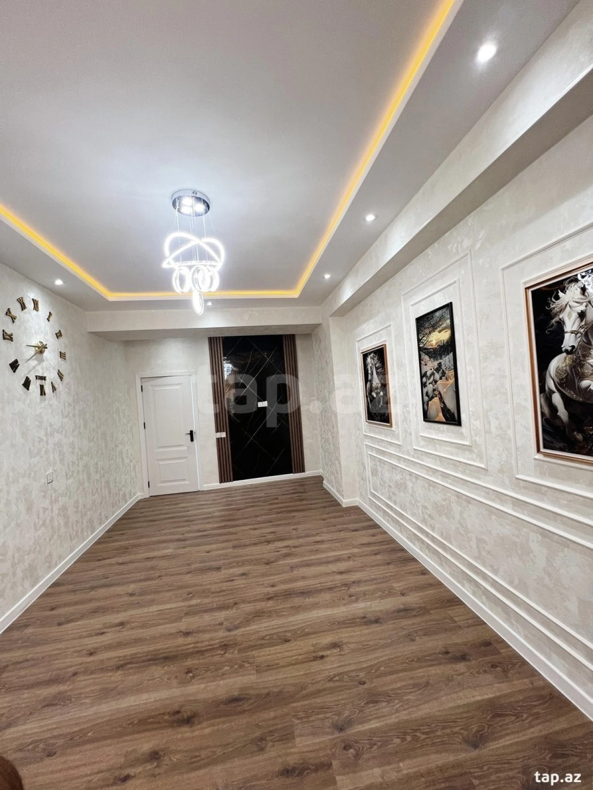 Satılır 2 otaqlı yeni tikili 61 m²
