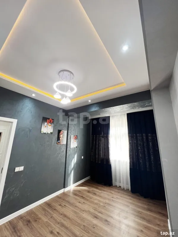 Satılır 2 otaqlı yeni tikili 61 m²