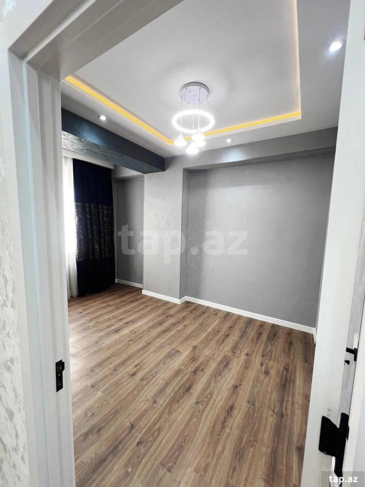 Satılır 2 otaqlı yeni tikili 61 m²