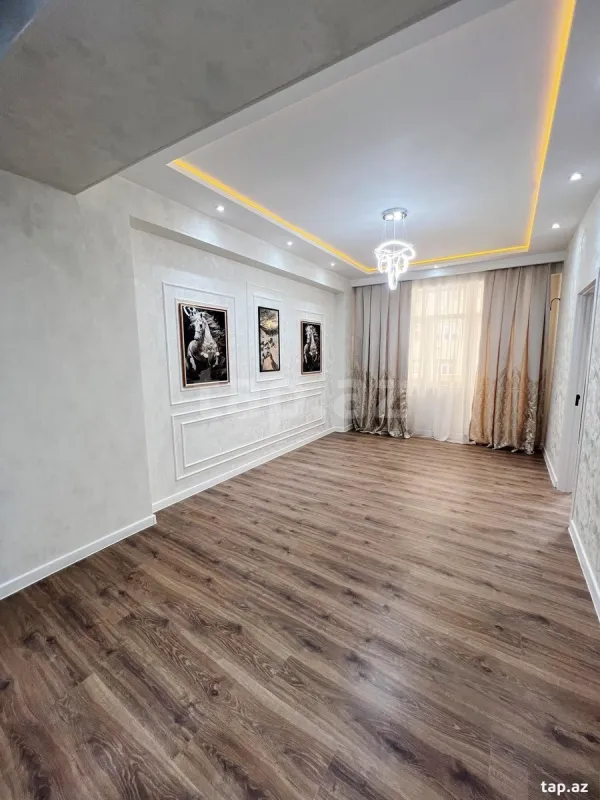 Satılır 2 otaqlı yeni tikili 61 m²