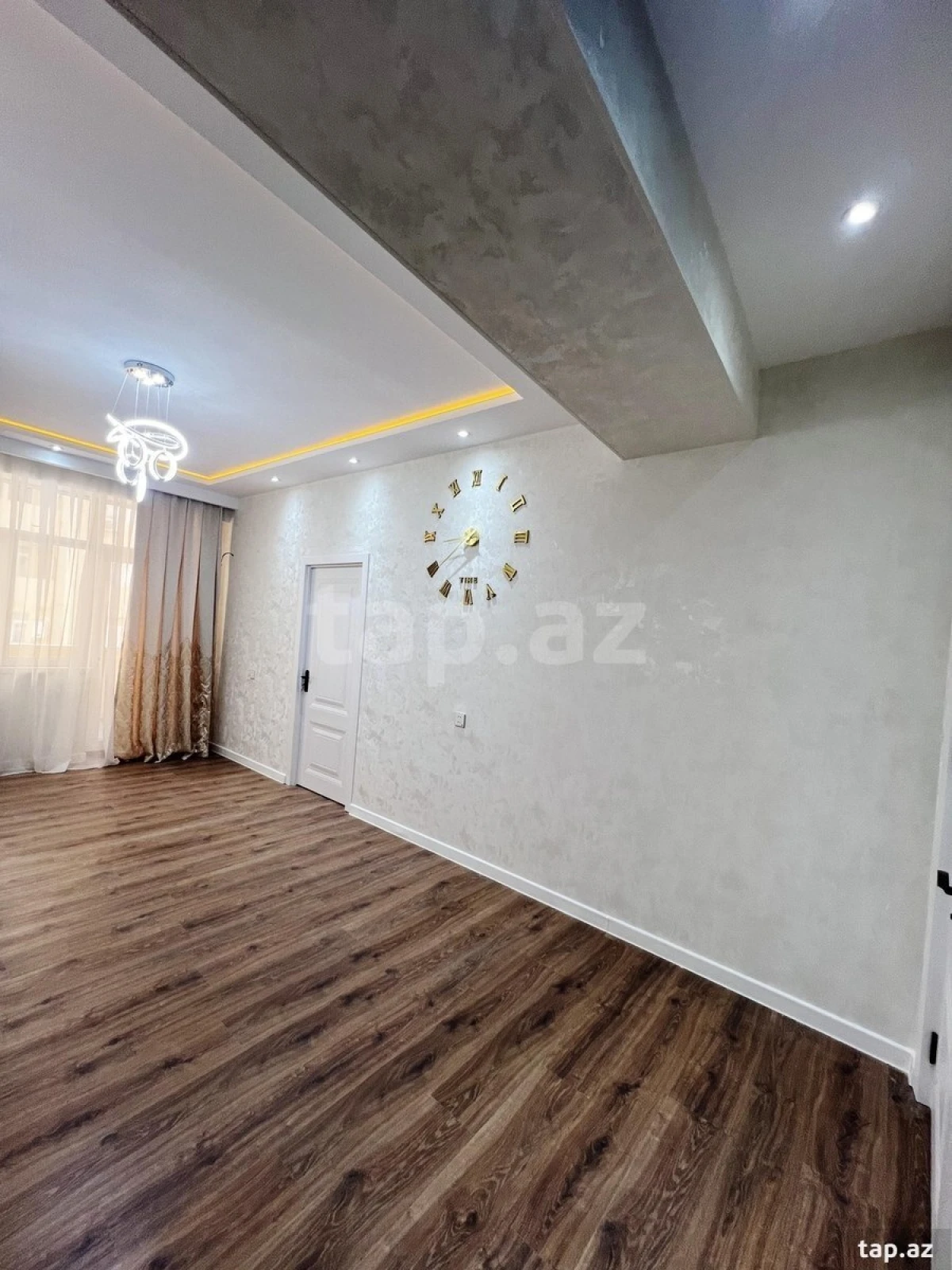 Satılır 2 otaqlı yeni tikili 61 m²