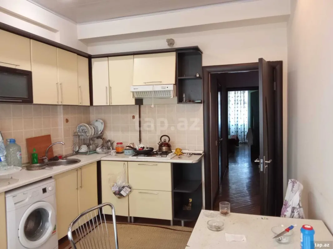 Kirayə verilir 2 otaqlı yeni tikili 100 m²