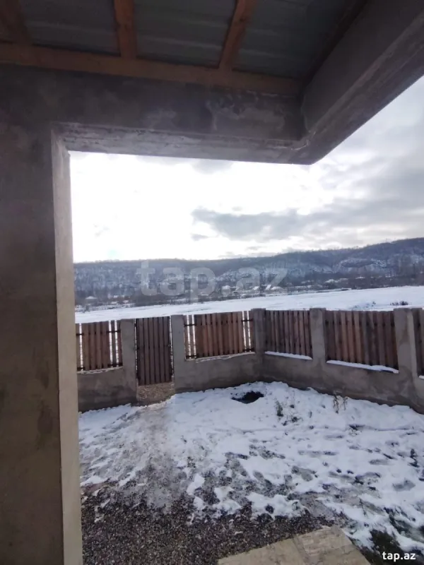 Kirayə verilir 3 otaqlı həyət evi 80 m²