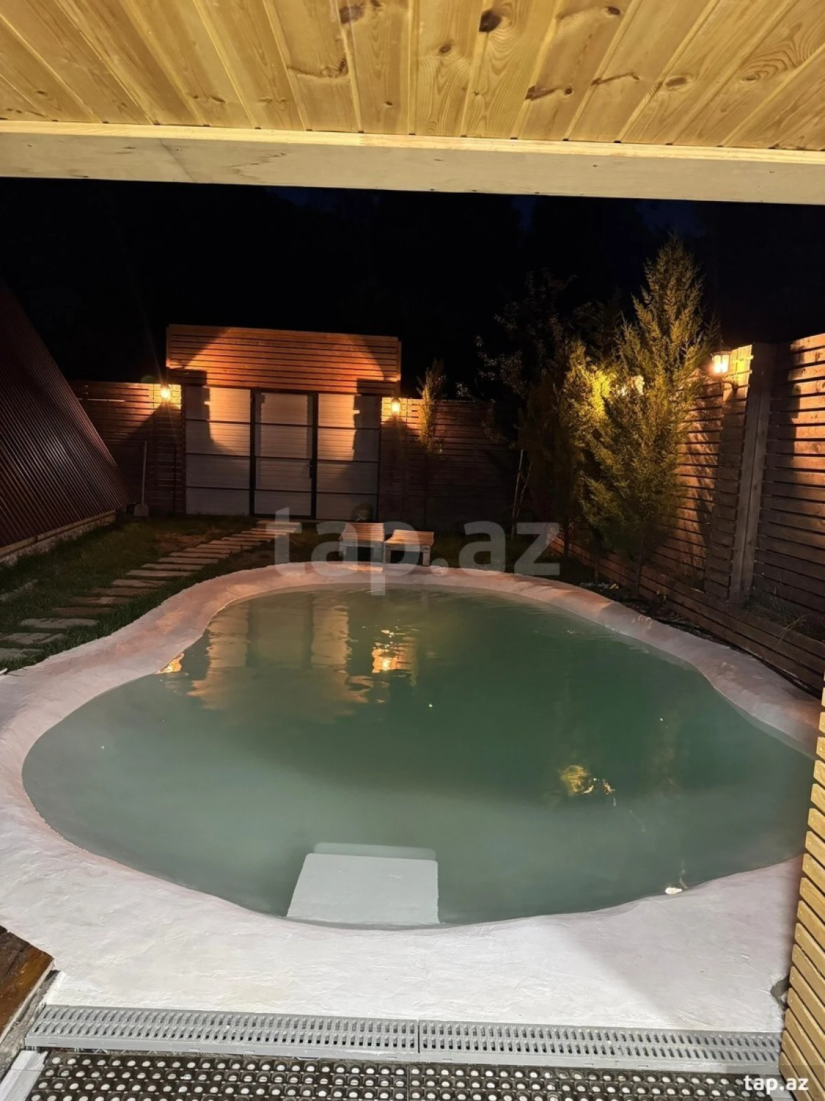 Kirayə verilir 3 otaqlı həyət evi