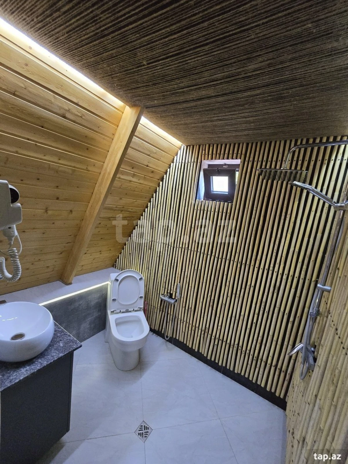 Kirayə verilir 3 otaqlı həyət evi