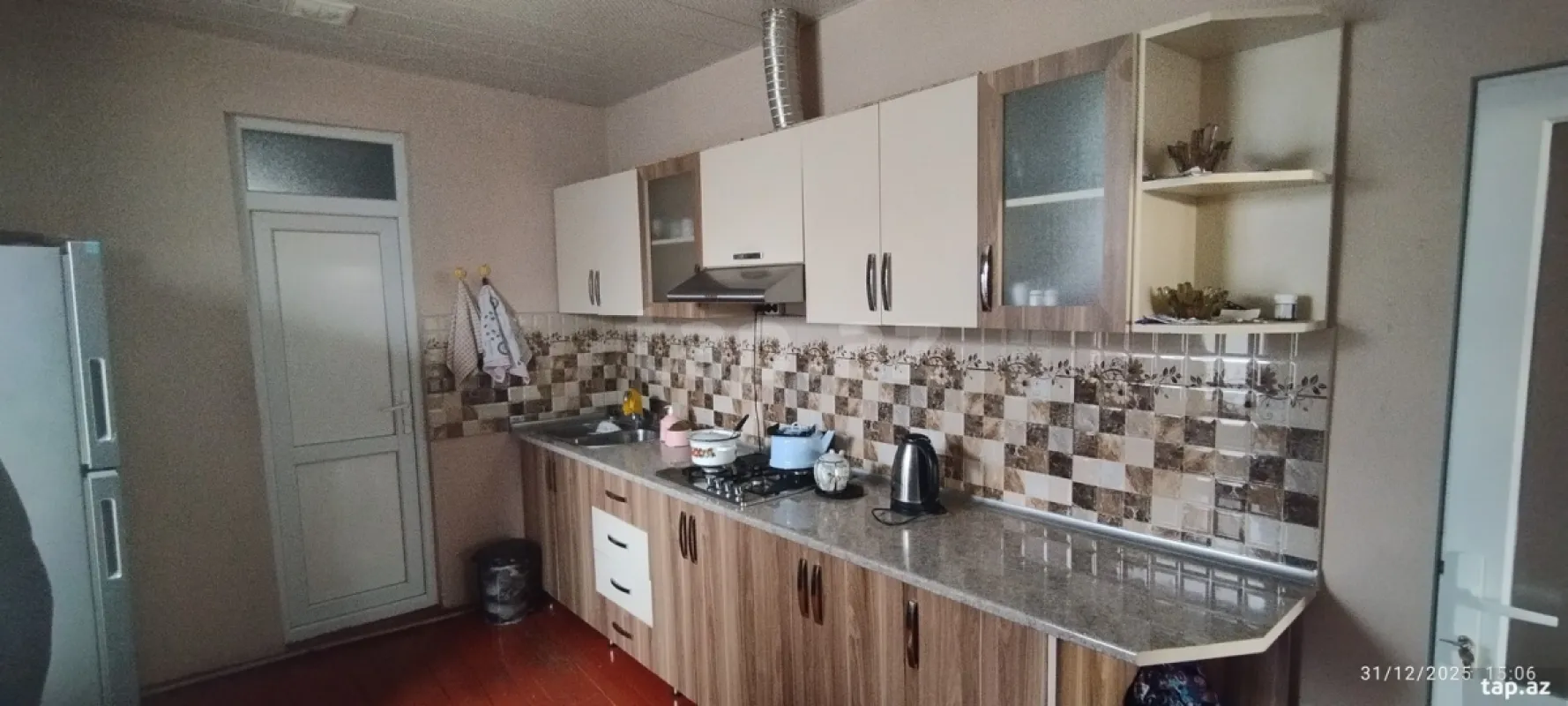 Satılır 3 otaqlı həyət evi 100 m²