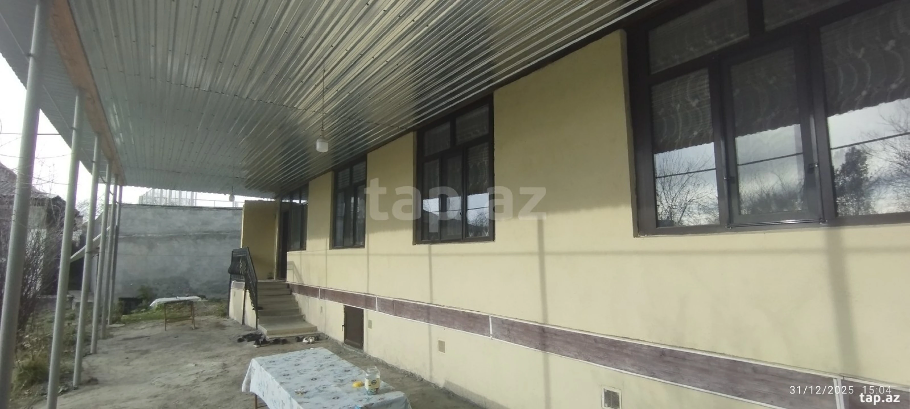 Satılır 3 otaqlı həyət evi 100 m²