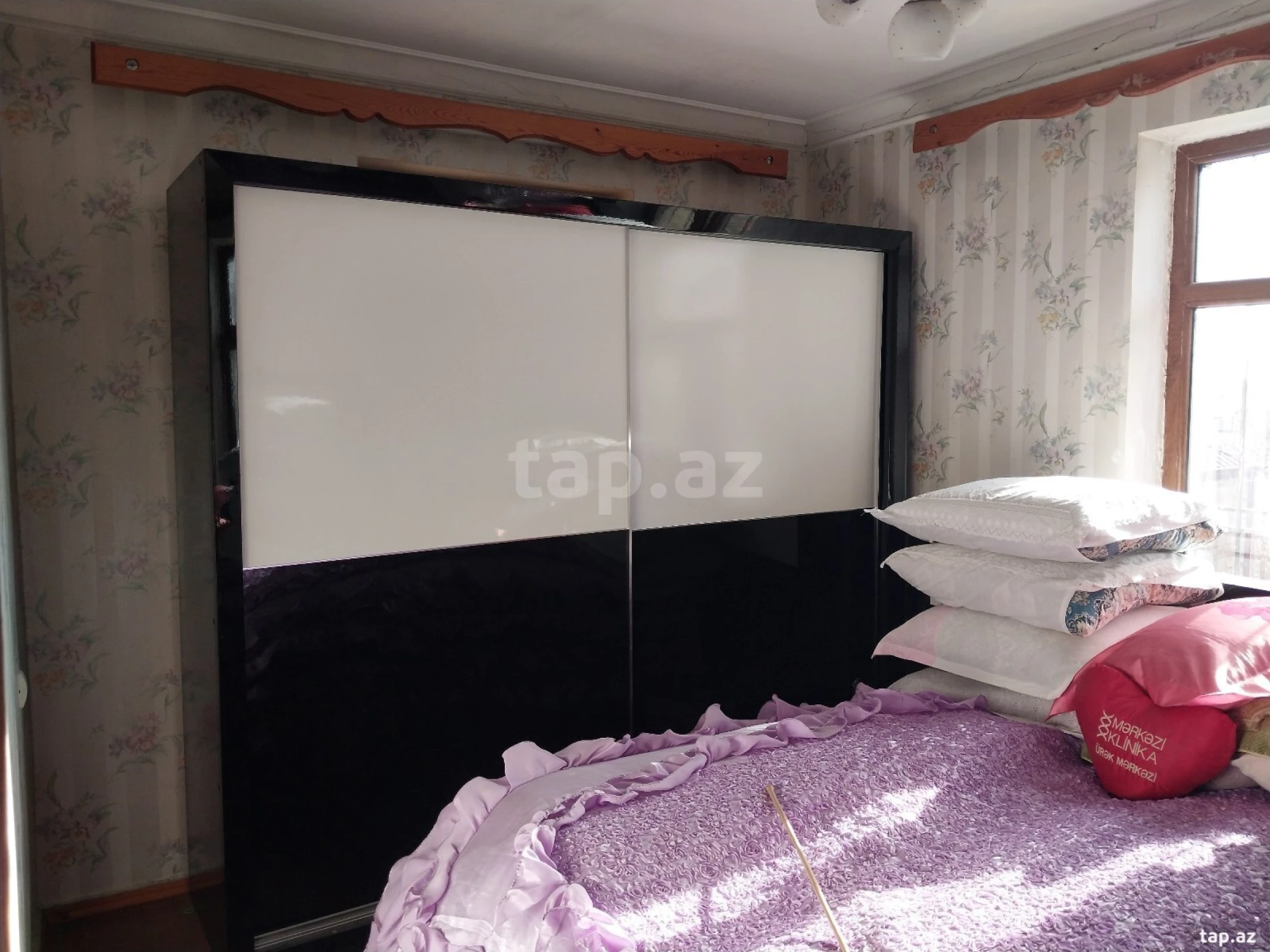 Satılır 6 otaqlı həyət evi