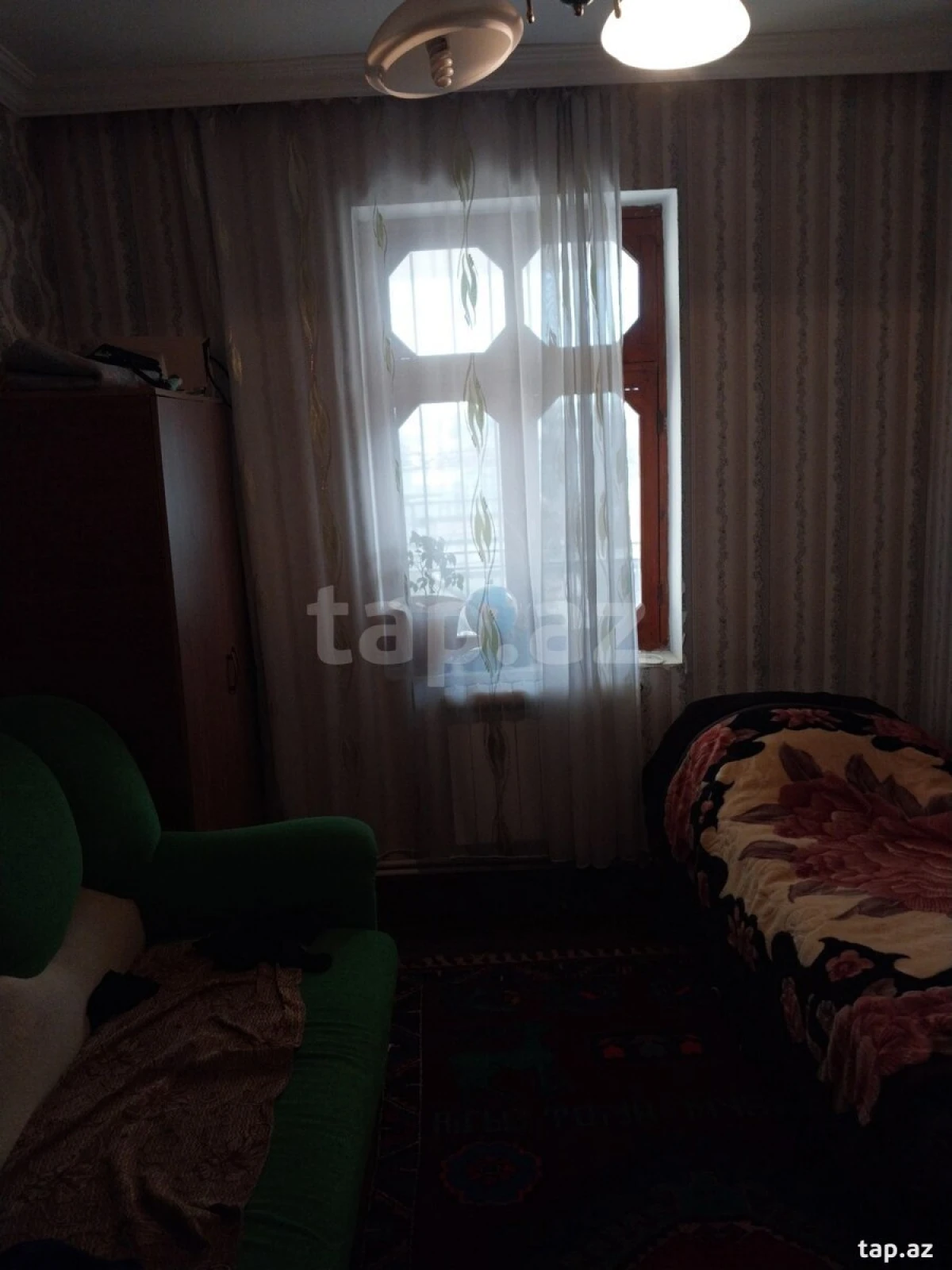 Satılır 6 otaqlı həyət evi