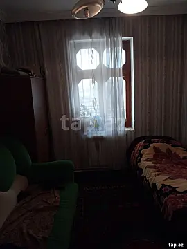 Satılır 6 otaqlı həyət evi