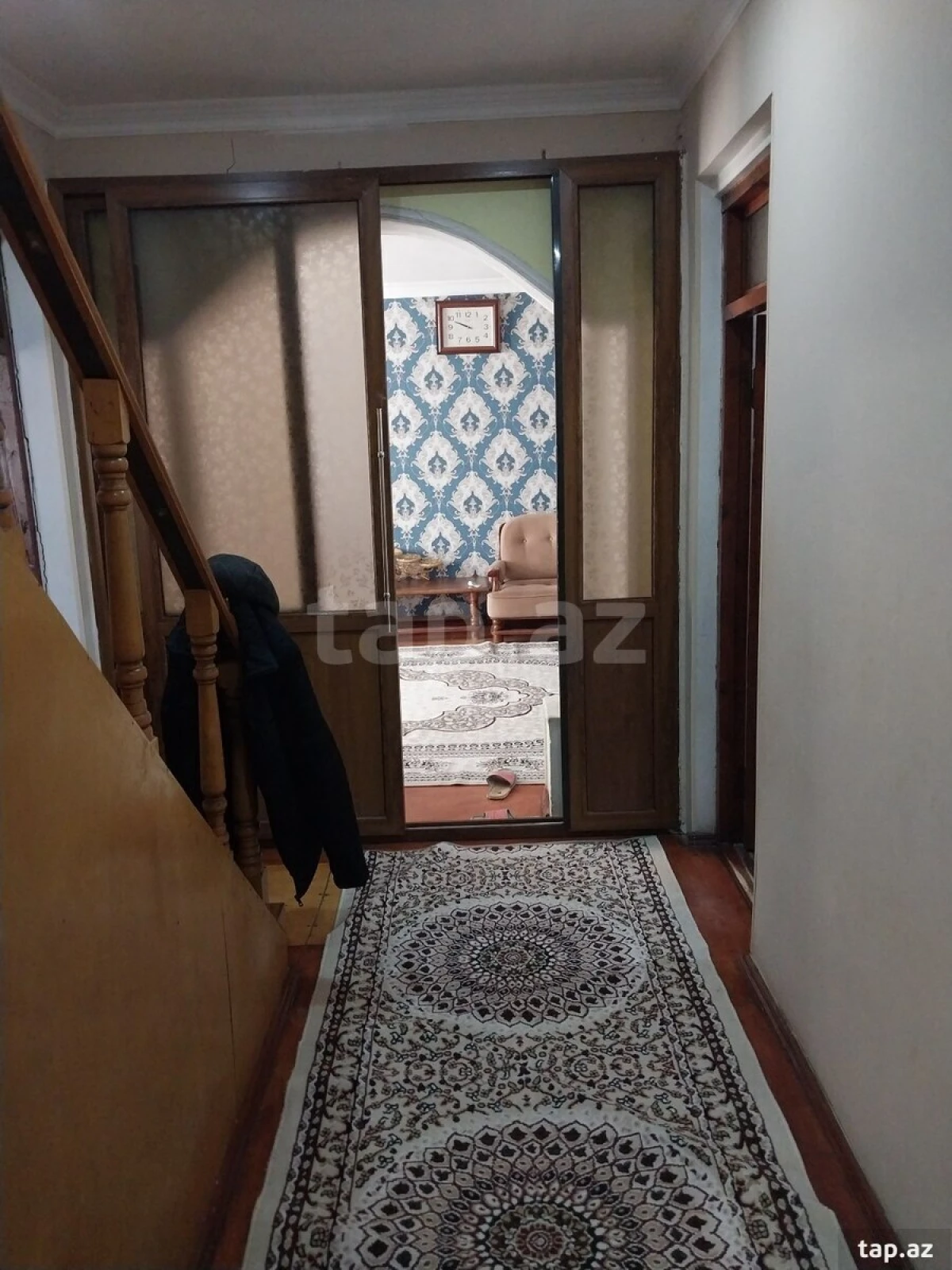 Satılır 6 otaqlı həyət evi