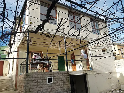Satılır 6 otaqlı həyət evi — Bakı, Bakıxanov qəs. 6 otaq