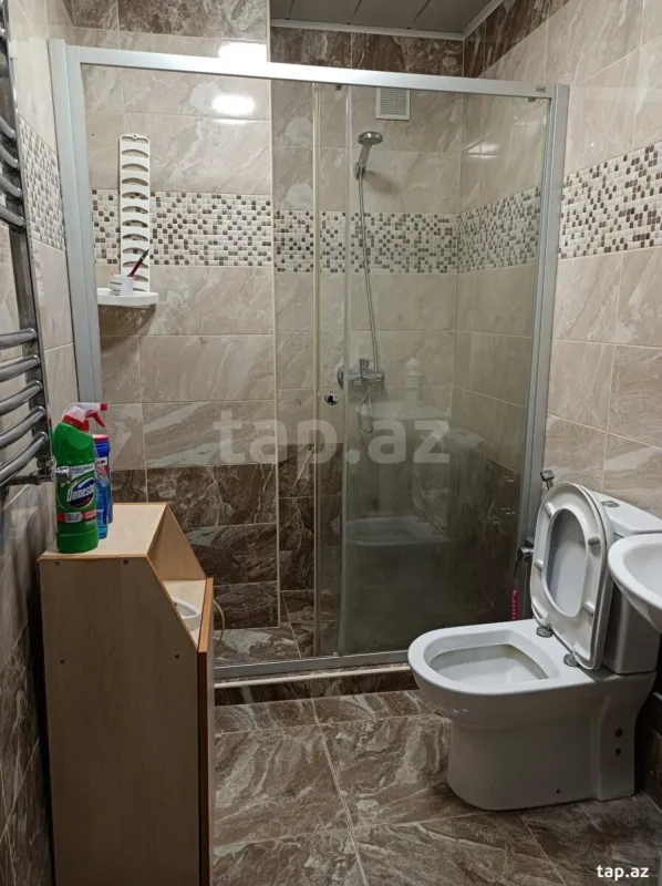 Kirayə verilir 1 otaqlı yeni tikili 40 m²