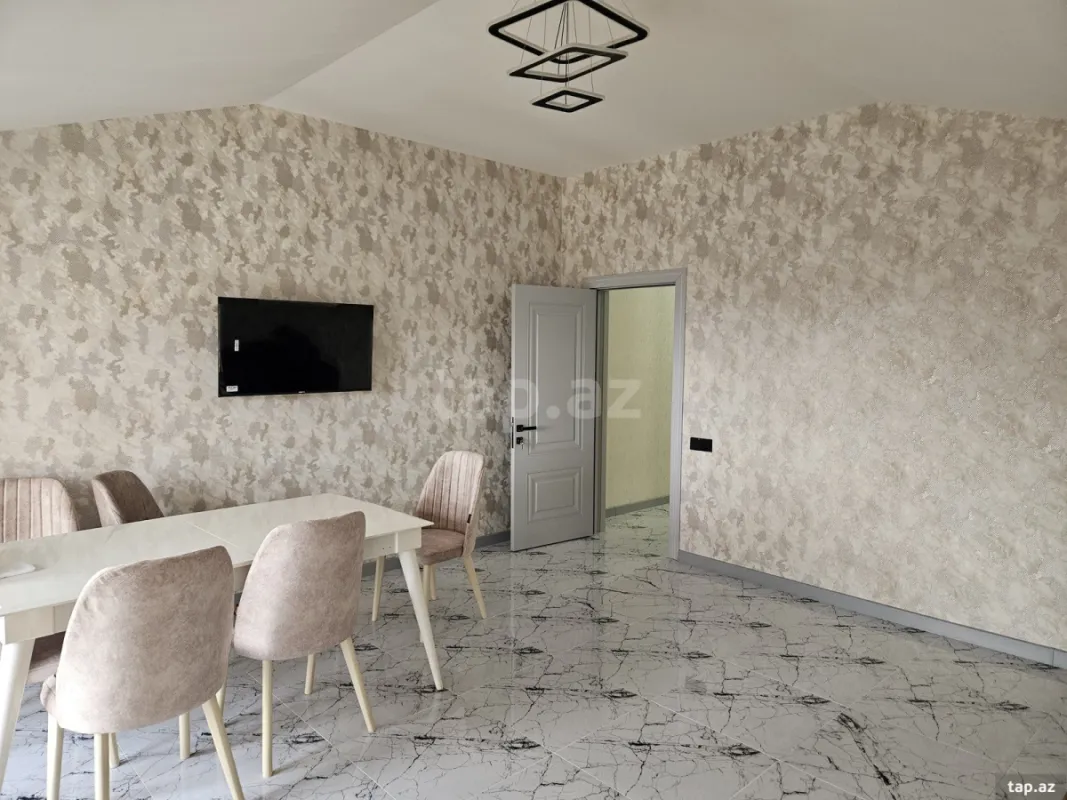 Satılır 3 otaqlı mənzil 84 m²