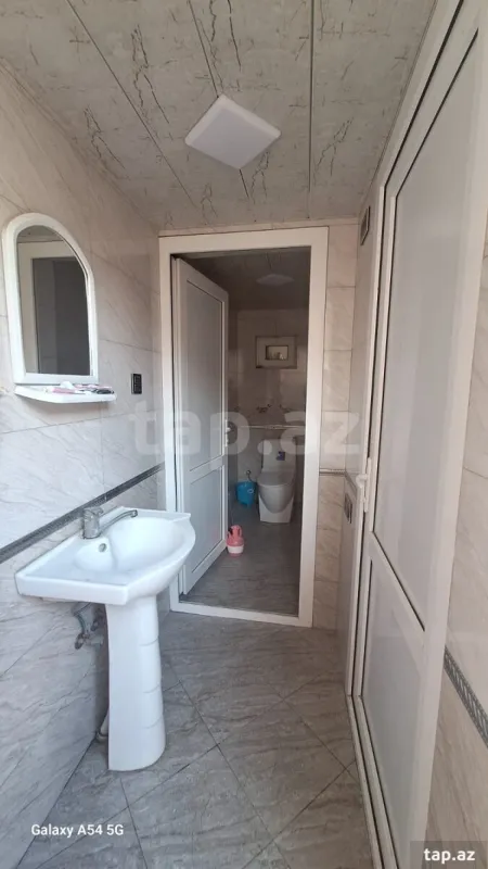 Satılır 2 otaqlı həyət evi