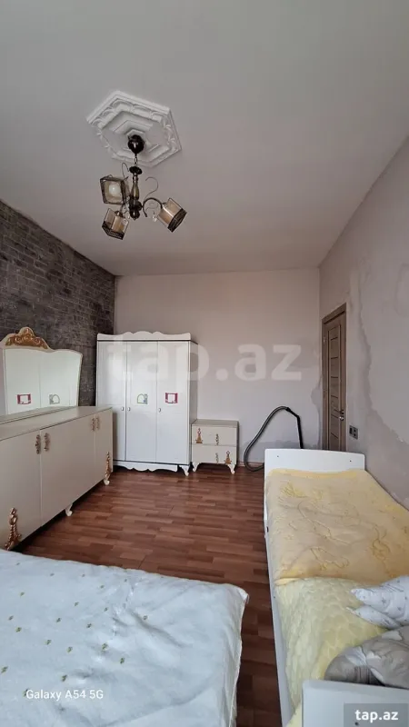 Satılır 2 otaqlı həyət evi