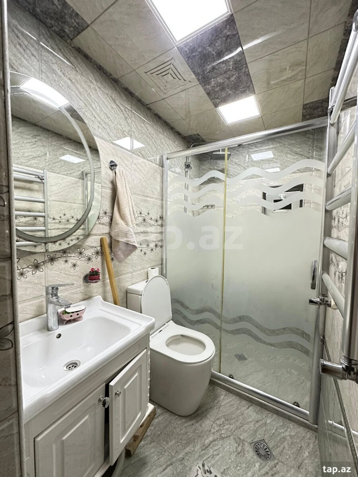 Kirayə verilir 4 otaqlı həyət evi