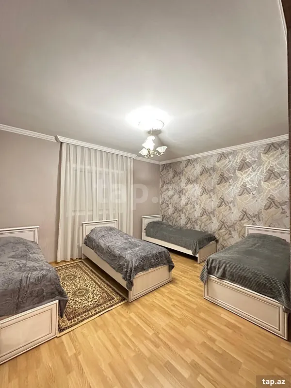 Kirayə verilir 4 otaqlı həyət evi