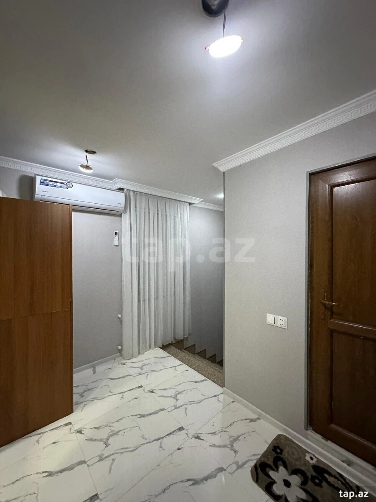 Kirayə verilir 4 otaqlı həyət evi