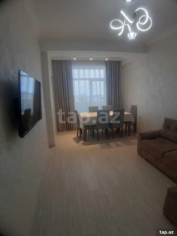 Kirayə verilir 2 otaqlı yeni tikili 70 m²