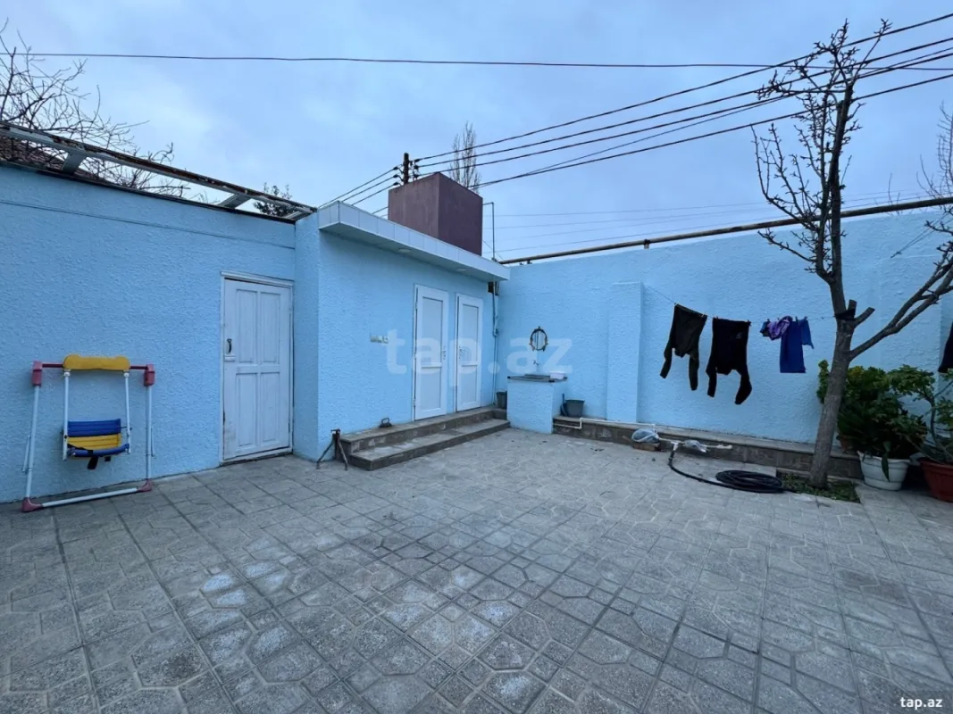 Satılır 4 otaqlı həyət evi