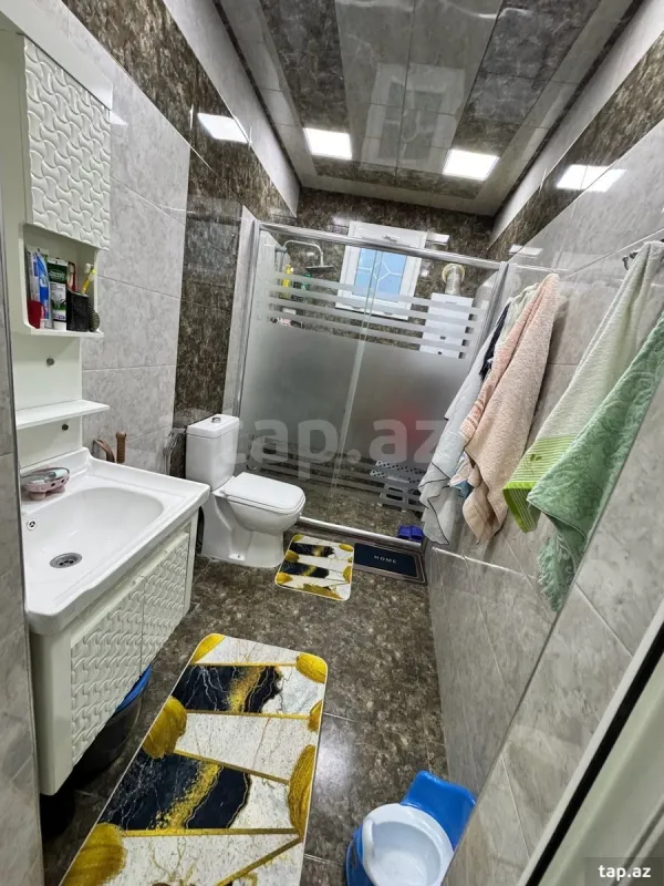 Satılır 4 otaqlı həyət evi