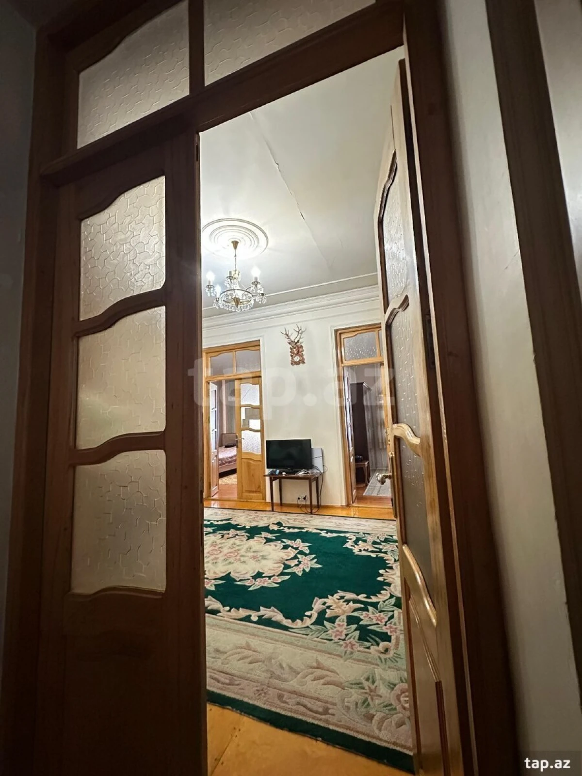 Satılır 7 otaqlı həyət evi