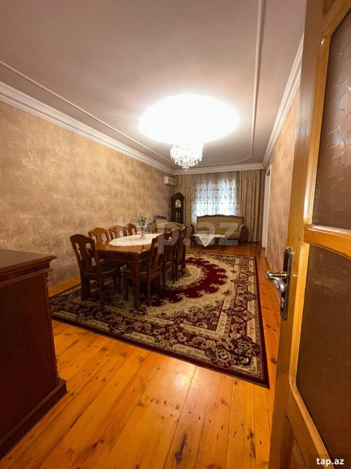 Satılır 7 otaqlı həyət evi