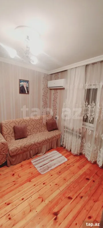 Satılır 3 otaqlı həyət evi