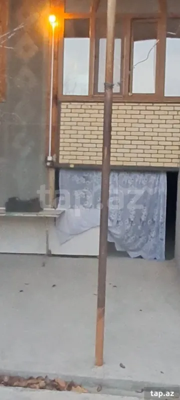 Satılır 4 otaqlı həyət evi 80 m²