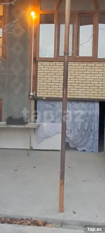 Satılır 4 otaqlı həyət evi 80 m²
