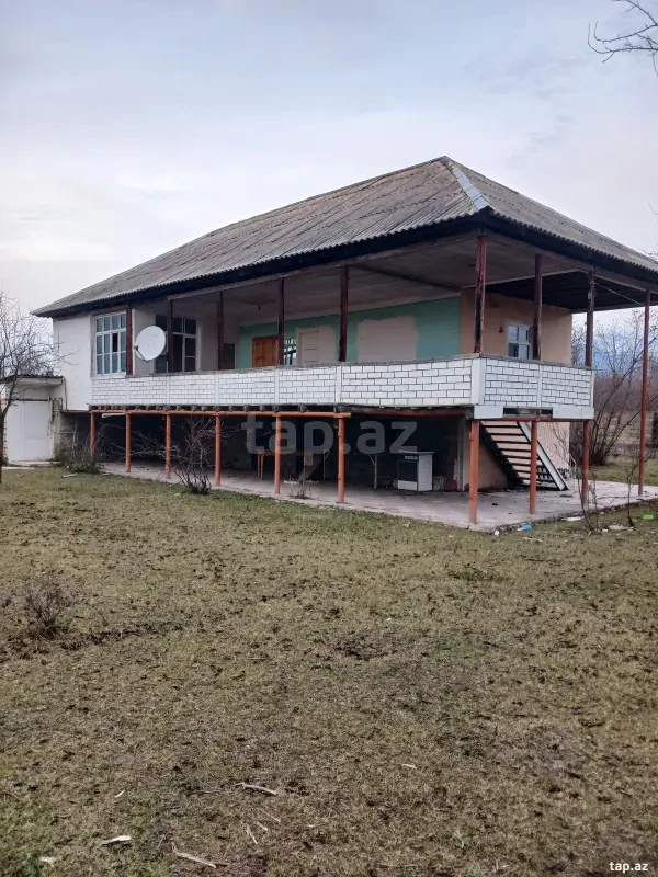 Satılır 2 otaqlı həyət evi 100 m²