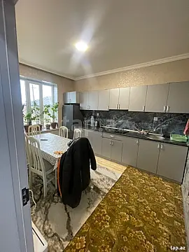 Satılır 4 otaqlı həyət evi