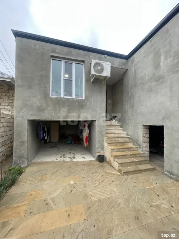 Satılır 4 otaqlı həyət evi