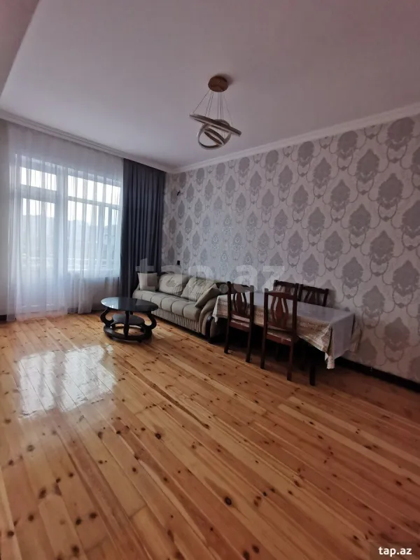 Kirayə verilir 3 otaqlı yeni tikili 75 m²