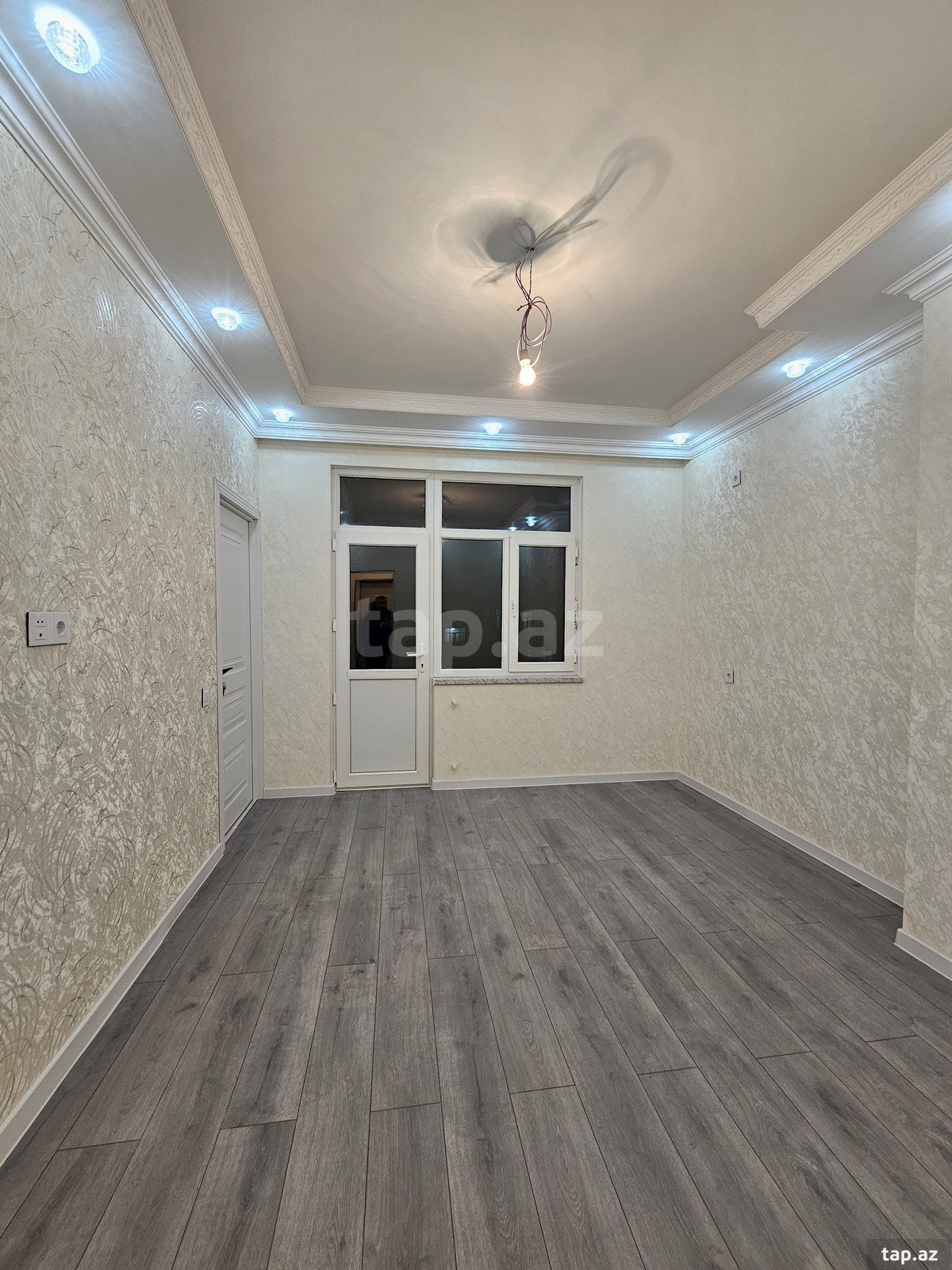 Satılır 2 otaqlı yeni tikili 44 m²