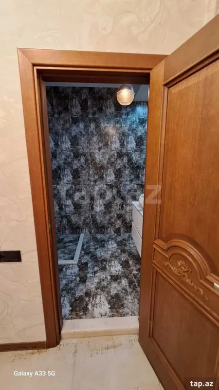 Satılır 2 otaqlı yeni tikili 74 m²