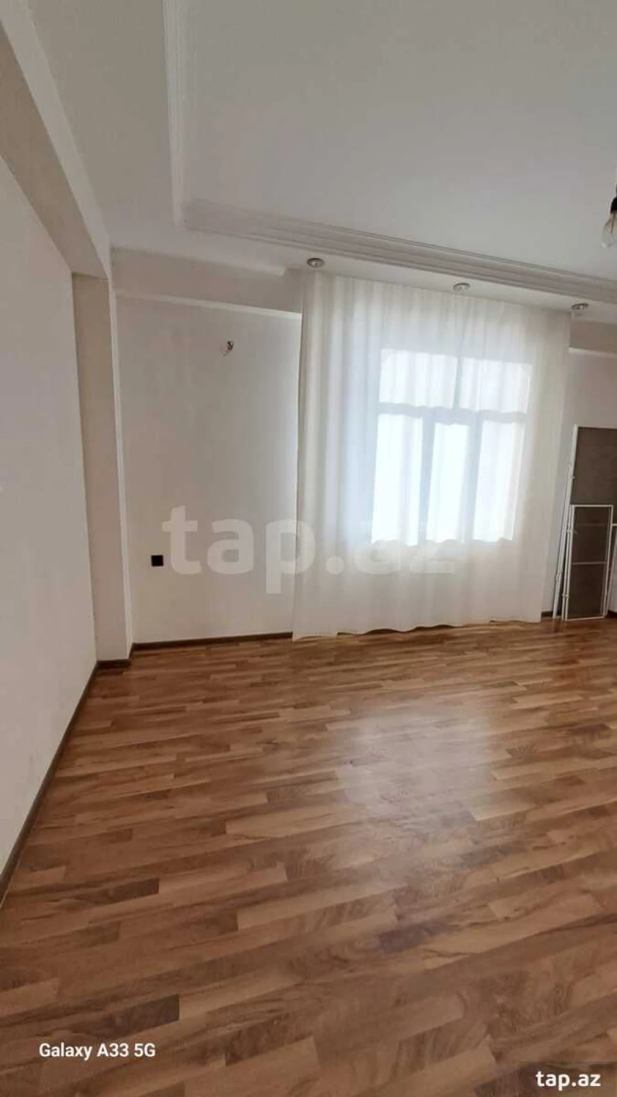 Satılır 2 otaqlı yeni tikili 74 m²