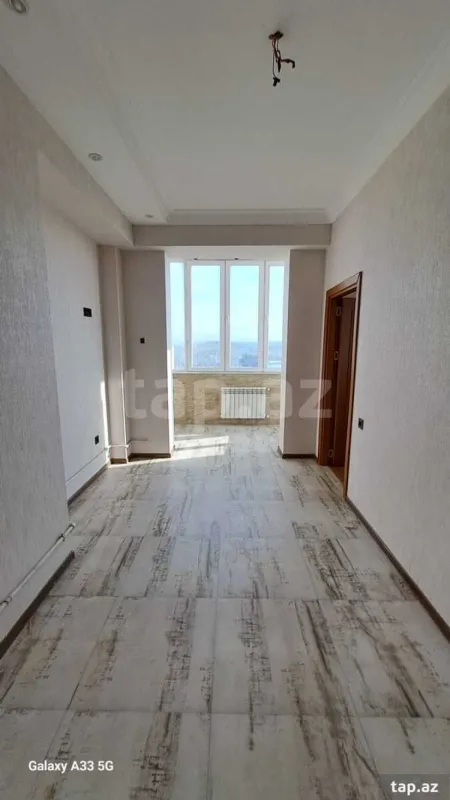 Satılır 2 otaqlı yeni tikili 74 m²