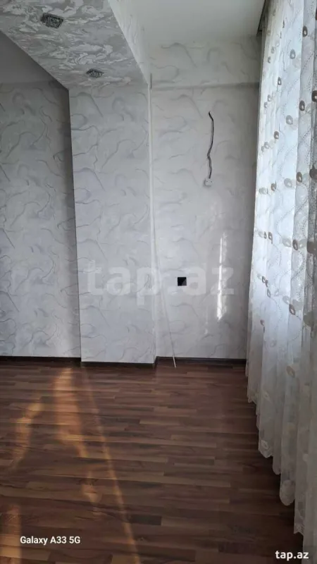Satılır 2 otaqlı yeni tikili 74 m²