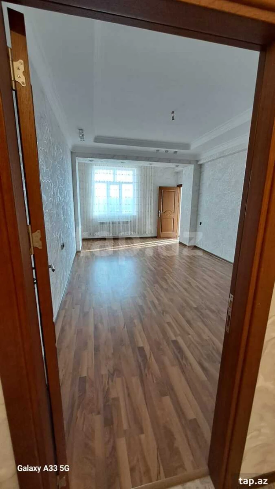 Satılır 2 otaqlı yeni tikili 74 m²