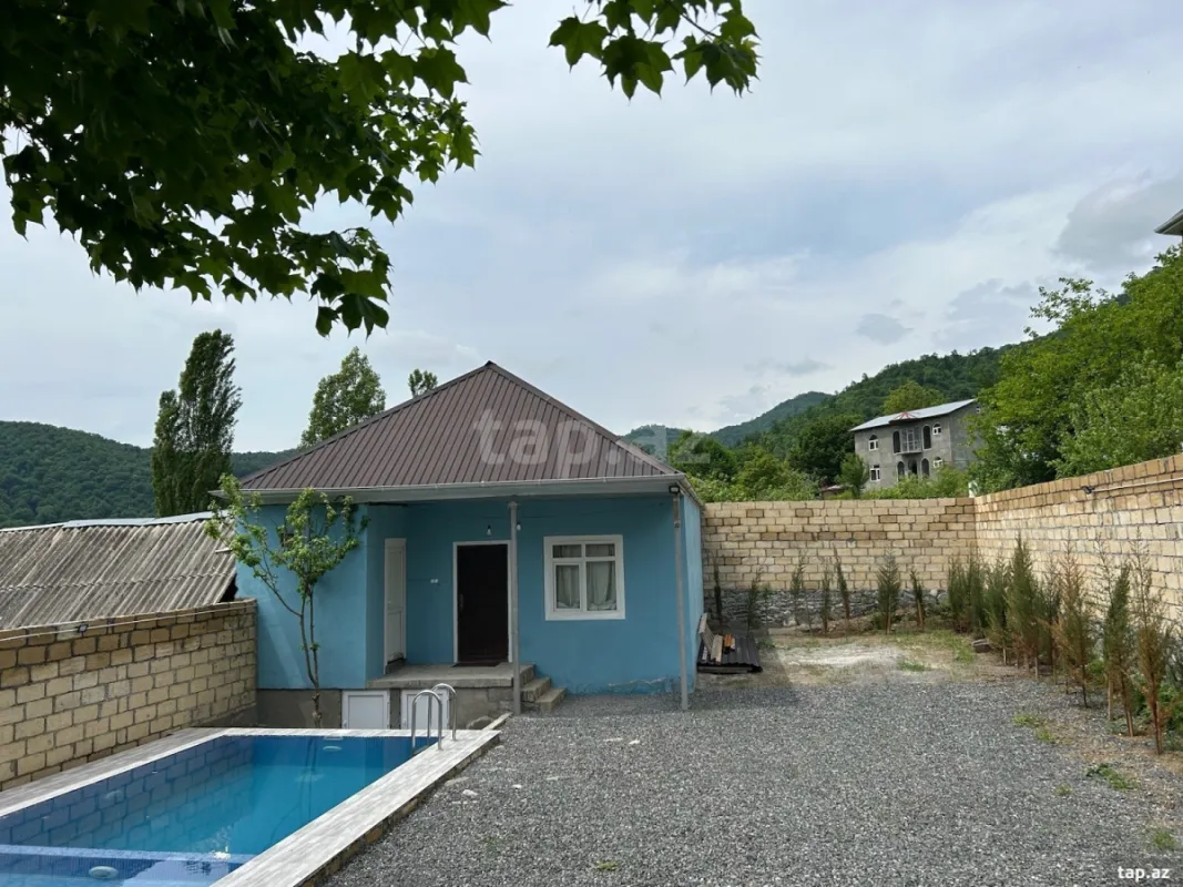 Satılır 2 otaqlı həyət evi