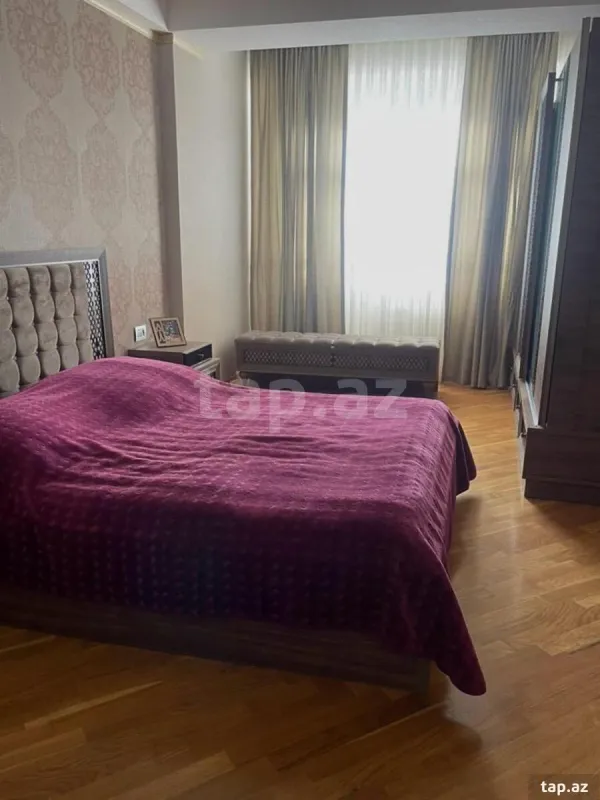 Satılır 3 otaqlı yeni tikili 145 m²